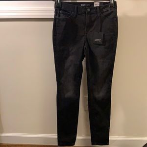 Vera wang power stretch skinny jeans sz 6 NWT